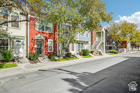 Photo 3 for 1370 W Telegraph Hill Dr