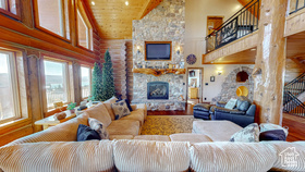 Photo 2 for 30 Aspen Dr