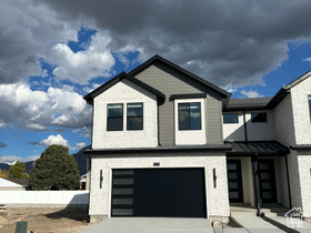 Photo 1 for 6719 S Vaughn Ln #10