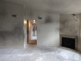Photo 5 for 955 E Creekhill Ln #31