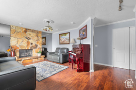 Photo 5 for 5574 S Easton St