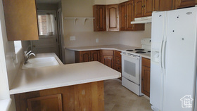 Photo 4 for 70 Sycamore Cir
