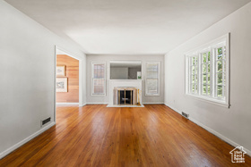 Photo 4 for 532 E 12th Ave