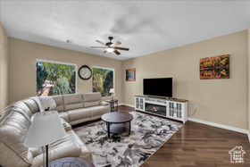 Photo 4 for 2034 W Sunstar Cir