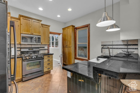 Photo 6 for 827 E 500 South