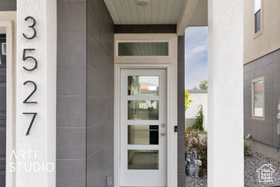 Photo 4 for 3527 S Lydia Ann Ln #6