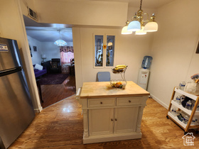 Photo 3 for 1284 W Canary St #221