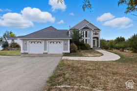 Photo 1 for 2887 N Viewcrest Cir