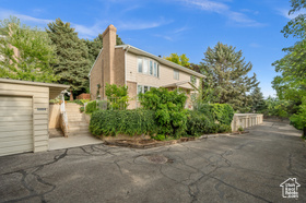 Photo 2 for 3006 Casto Ln