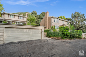 Photo 5 for 3006 Casto Ln