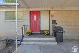 Photo 3 for 353 Millcreek Way