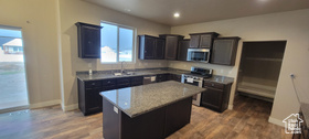 Photo 6 for 573 S Eyring Pl