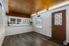 Photo 5 for 134 E Gardena Ave