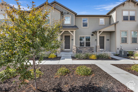Photo 3 for 1045 W Wasatch Spring Rd