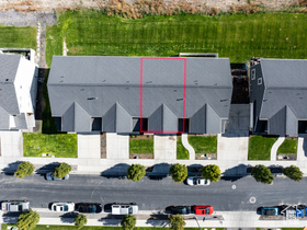 Photo 3 for 8048 N Clydesdale Dr