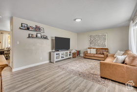 Photo 6 for 17 W Plum St