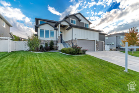 Photo 4 for 541 W Mountain Ridge Dr