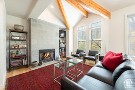 Photo 4 for 156 Sandridge Ave