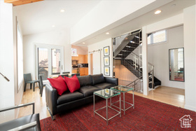 Photo 6 for 156 Sandridge Ave