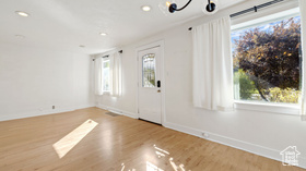 Photo 4 for 743 E Garden Ave