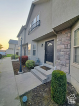 Photo 2 for 1828 W Cobblestone
