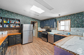 Photo 3 for 1450 N Washington Blvd #140