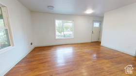 Photo 5 for 496 E Main St