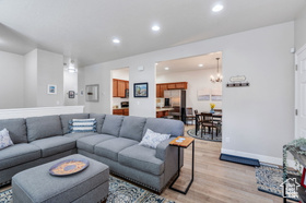Photo 6 for 256 E Backhand Ln