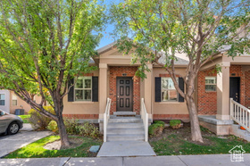 Photo 2 for 256 E Backhand Ln