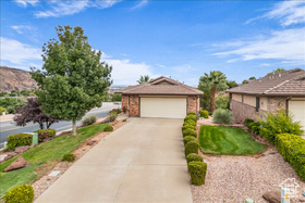 Photo 1 for 639 W Uxbridge Cir