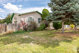 Photo 4 for 995 S Cedar Knolls