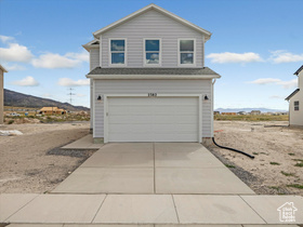 Photo 2 for 2382 E Woodbury Ln