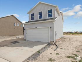 Photo 3 for 2382 E Woodbury Ln