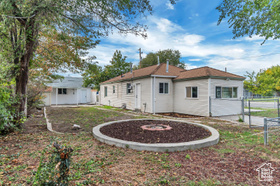 Photo 5 for 1305 W Mead Ave