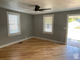 Photo 4 for 426 E 200 South