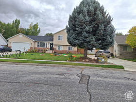 Photo 1 for 635 W Liberty Cir