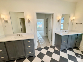 Photo 4 for 12 W Stillwater St #148