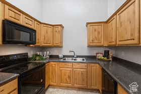 Photo 4 for 145 W Ridge Rd