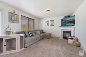 Photo 6 for 5422 W Island Creek Dr