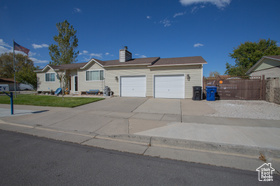 Photo 4 for 4468 W Tidwell St