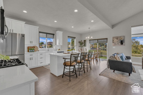Photo 2 for 1284 W Brinkerhoff Dr
