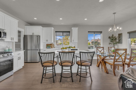 Photo 3 for 1284 W Brinkerhoff Dr