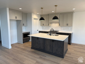 Photo 2 for 6361 S Ray Dr #107