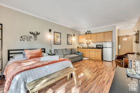 Photo 3 for 2245 Sidewinder Dr #500