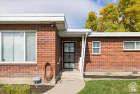 Photo 3 for 3110 W Lemay Ave