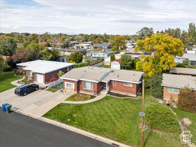 Photo 4 for 3110 W Lemay Ave
