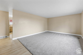 Photo 6 for 349 Belaire Cir