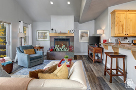 Photo 2 for 5135 Cove Canyon Dr #204