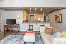 Photo 3 for 5135 Cove Canyon Dr #204