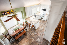 Photo 2 for 1074 W Windchime Cir